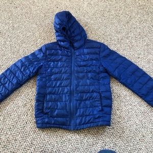 Primary Lightweight Puffer Jacket - Cobalt. Size 10.